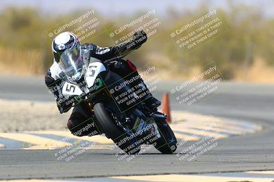 media/Apr-17-2022-CVMA (Sun) [[f474cfa795]]/Race 14 500 Supersport-350 Supersport (Holeshot)/